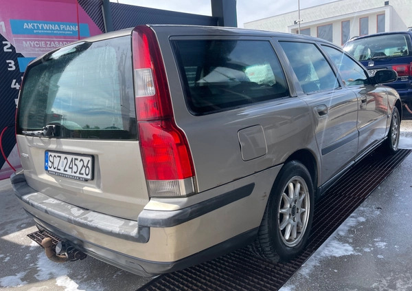 Volvo V70 cena 3800 przebieg: 395000, rok produkcji 2003 z Częstochowa małe 37